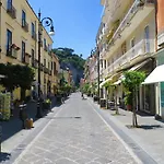 Apartment Corso Italia 38 C *