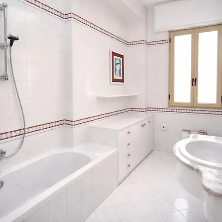 Corso Italia 38 C 아파트 *