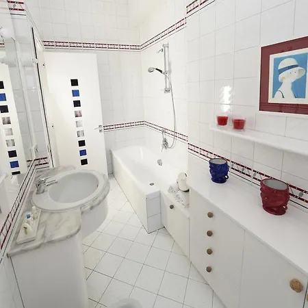 Corso Italia 38 C Apartment *