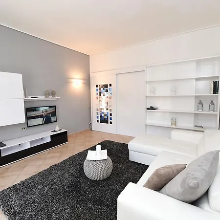 Corso Italia 38 C Apartamento